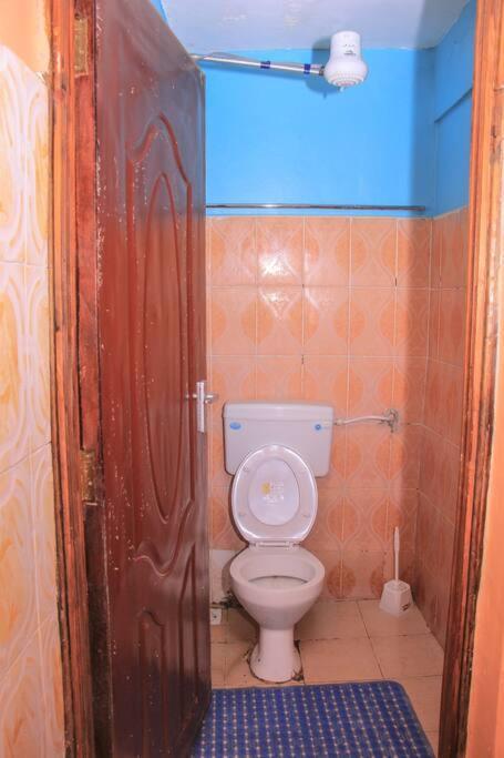 Cozy Homes 1 Bedroom House With Wi-Fi King Size Bed. Free Parking Naivasha Esterno foto