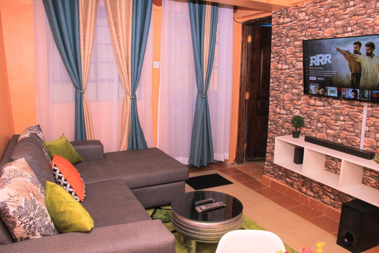 Cozy Homes 1 Bedroom House With Wi-Fi King Size Bed. Free Parking Naivasha Esterno foto